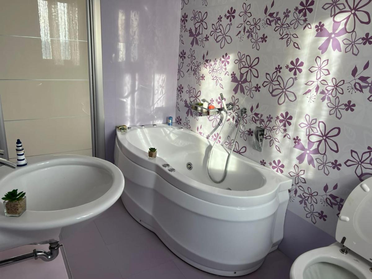 Vip Sul Mare Bed & Breakfast Castellammare di Stabia Exterior photo